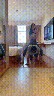 【双胞胎萌主】瑜伽女教练调-手脚耳光骑马踩踏深喉虐乳 bf32817