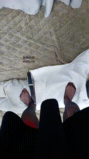 【姗姗】高跟黑丝踩脚垫奴才JS241017-16封面图