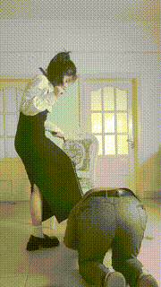 【夏S】被大学生S重度虐打【双视角版】 bf33979_2封面图