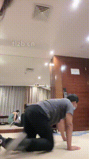 【禾未】长靴S-骑马爬行转胯掐乳插足吃丝袜喝圣水 bf34088封面图