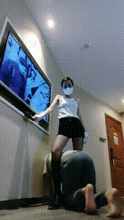 【多多】转胯骑马揪耳朵闻棉袜黑丝脚鞭打 bf33653封面图