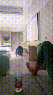 【绝美兔女王】跪舔裸足转胯骑马高跟踩踏 bf33946封面图