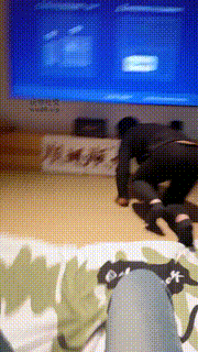 【白兔】转胯鞭打白袜气味辱骑马JS250101-35封面图