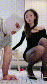 【一茶S】094 黑丝御姐脚下狗