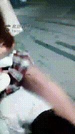 【一茶S】004 户外遛狗34分钟 JK制服深夜遛狗 女孩儿户外深夜遛狗 VTL7641