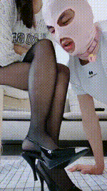 【一茶S】062 随便玩狗39分钟 黑丝高跟虐脚奴