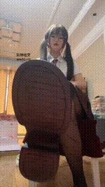 【六六】小皮鞋黑丝臭脚控制