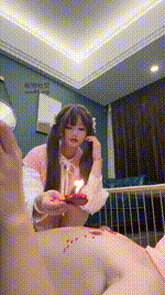 【六六】TJ：萝莉滴蜡虐乳调教贱狗 舔肉丝脚深喉 蜡烛猛滴骚奶子 扇骚奶子巴掌 手掐奶子