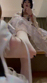 【六六】白丝萝莉的憋精寸止挑战 一直撸狗鸡巴 一直寸 寸到流精