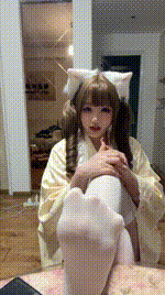 【六六】长筒白丝做爱场 和女神的袜子做爱 羞辱嘲笑 因为穷找不起主人调教 只能花光伙食费买女神的原味袜子 对着袜子发情、操袜子射精 因为穷特别珍惜主人的原味袜子 袜子只有吸到没味道了才舍得操 才能像狗一样的舔几口袜子