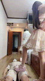 【砂糖不甜】TJ：双萝莉主调教 坐脸 夹脖 深喉 羞辱 踩脸 视角2