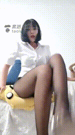 【白桃S】第一视角-食物链顶端是白桃~狂榨四波~超刺激黑丝，抖鞋插嘴圣水~