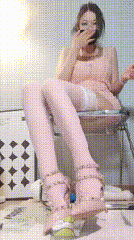 【白桃S】红绿灯 龟责流精榨精 口哨白眼口水奖励 多次射精控制转鬼责 龟责手法教程手把手教授 混乱倒数虐乳虐吊 洗脑纯种榨精狗 铆钉鞋踩踏模拟虐乳头 指尖调虐狗奶 2025-05-23