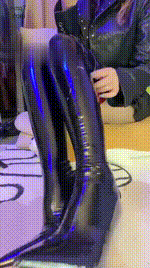 【白桃S】白桃独家高清红绿灯潮吹指南失禁羞辱