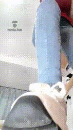 【白桃S】第一视角-超诱惑的白鞋白袜牛仔裤pov坐脸VTL2430