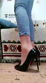 【白桃S】第一视角踩饼干辱骂羞辱绿帽一波红绿灯-白桃