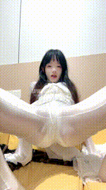 【只只】亮白丝臀炸场260122-45