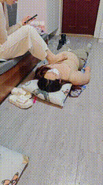 【是樱樱呀】母狗玉足狂舔JS260117-33