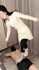 【狠心小妈】坐脸窒息-棉袜踩踏-掐乳 JS260124-27