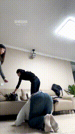 【西彤】双S-姐妹花暴揍跑骚奴bf60596