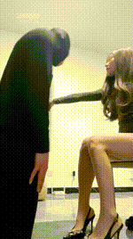 【汐S】御姐玉足美腿踩虐bf60860