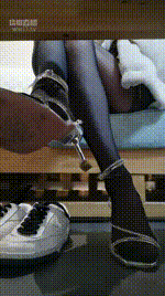 【抚兮】清理鞋子桌底视角260129-35