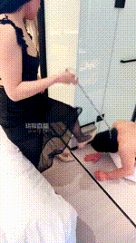 【霓鹿】暴力踢踹虐打跑骚奴【双视角版】JS260129-11_1