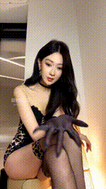 【艾琳175】黑丝胯下诱惑260125-7