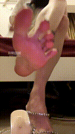 【婉婉】凉高肉丝裸足260218-6封面图