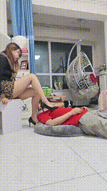 【香香小主S】高跟肉丝踩踏训家奴 JS260216-7封面图