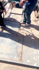 【贝拉】户外强制处刑兄弟奴 JS260225-9封面图