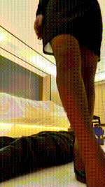 【AIU】高跟碾压踩虐狗bf61221封面图